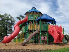 Play set slides at Jim Bottomley City Park